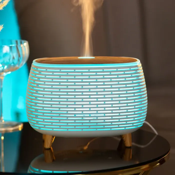 Зволожувач повітря для дому портативний з підсвічуванням та імітацією диму аромадифузор Білий (HPKP7049W) - зображення 1