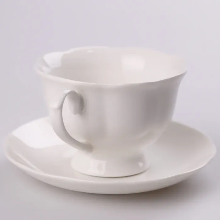 Чашка чайная из фарфора 200 мл с фарфоровым блюдцем (HP614) - изображение 2