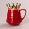 Чашка керамическая 400 мл Queen of Everything с крышкой и ложкой Красный (HPCYM0752R)