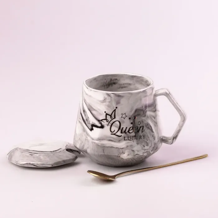 Набор керамических кружок 450 мл Queen&King с крышкой 2 штуки (HPCYYDX1142) - изображение 3