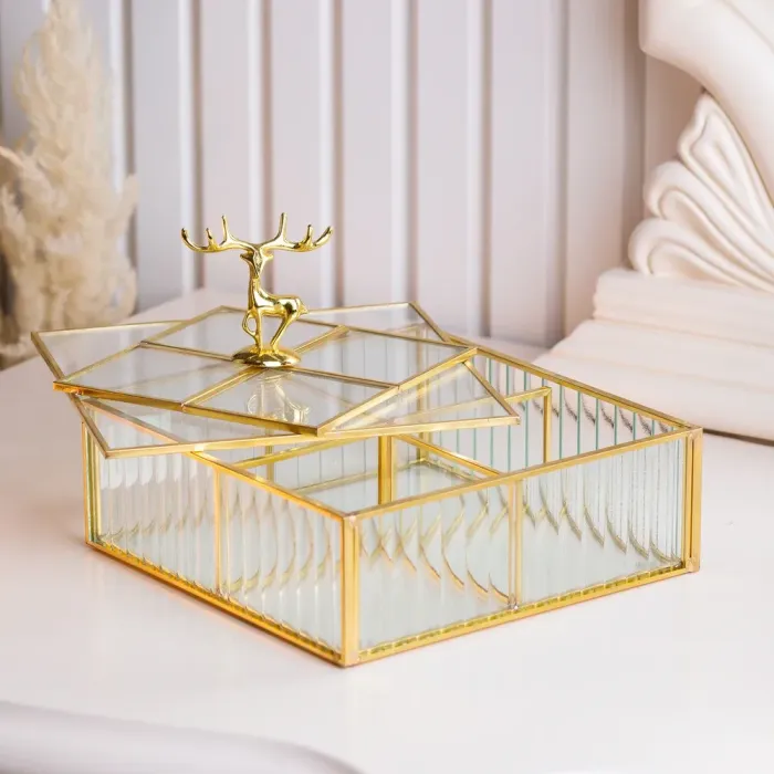 Шкатулка для прикрас Золотий олень прямокутна скло з металевим каркасом 18х18,5 см (HP416) - зображення 2