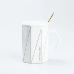 Чашка з кришкою та ложкою керамічна 400 мл Біла (HP7206W)