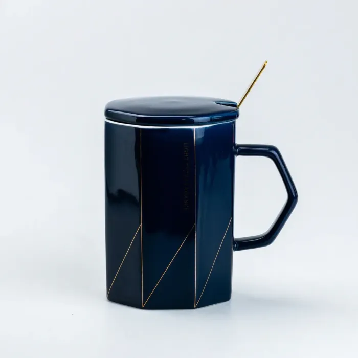 Чашка с крышкой и ложкой керамическая 400 мл Черная (HP7206B) - изображение 1