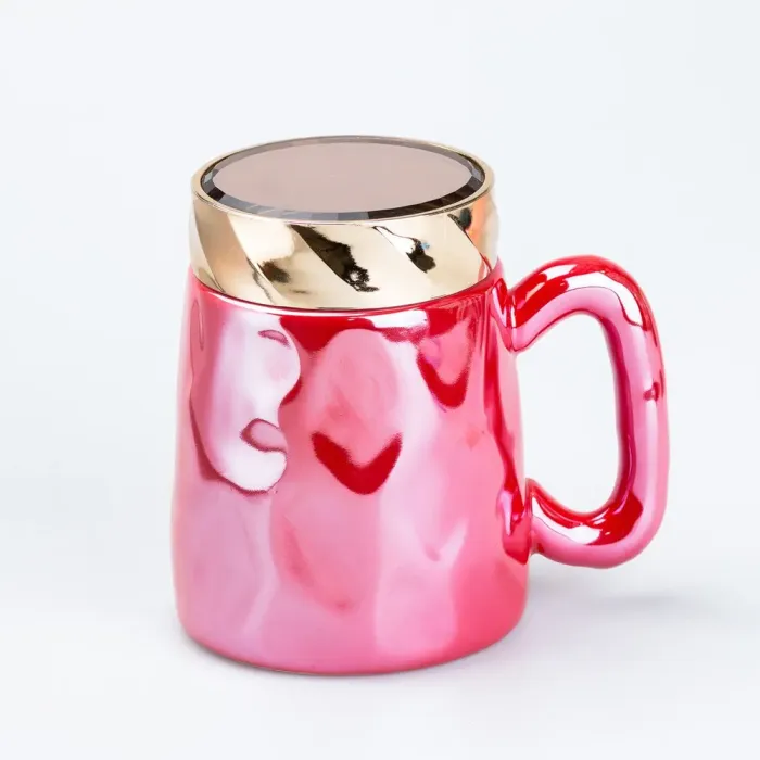 Чашка с крышкой 450 мл керамическая в зеркальной глазури Малиновая (HP7195R) - изображение 1