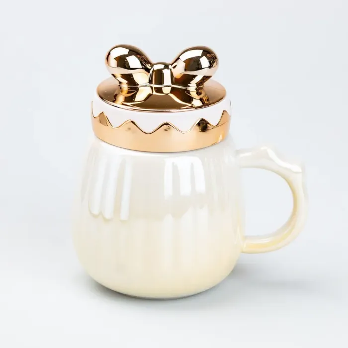 Чашка 500 мл с крышкой "Бант" керамическая (HP7194Y) - изображение 1