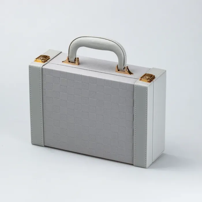 Скринька органайзер для прикрас біжутерії прямокутна 27 х 18.5 х 9 см з дзеркальцем валіза з екошкіри Сіра (HP47615S) - зображення 6