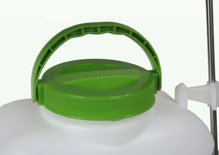 Ранцевий акумуляторний садовий обприскувач 16л Bass Polska 8616 (8616) - изображение 6