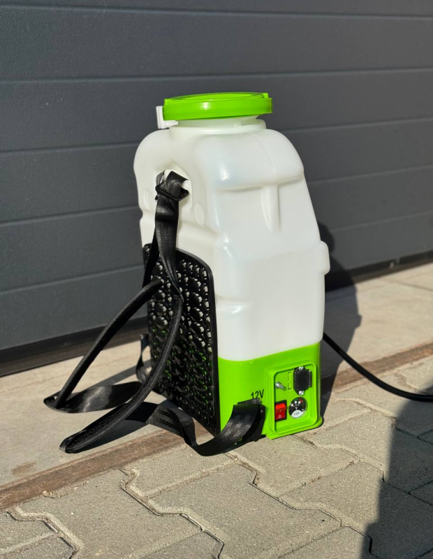 Ранцевий акумуляторний садовий обприскувач 20л Bass Polska 8620 (8620) - зображення 4