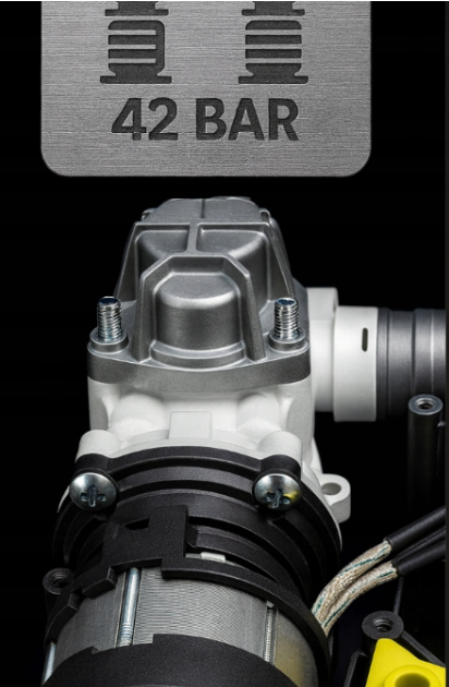 Акумуляторна мийка високого тиску Toolme TM280 PRO BRUSHLESS 450 Вт з алюмінієвою помпою, 2 АКБ 21В, піногенератор (Польща) (TM280) - изображение 8