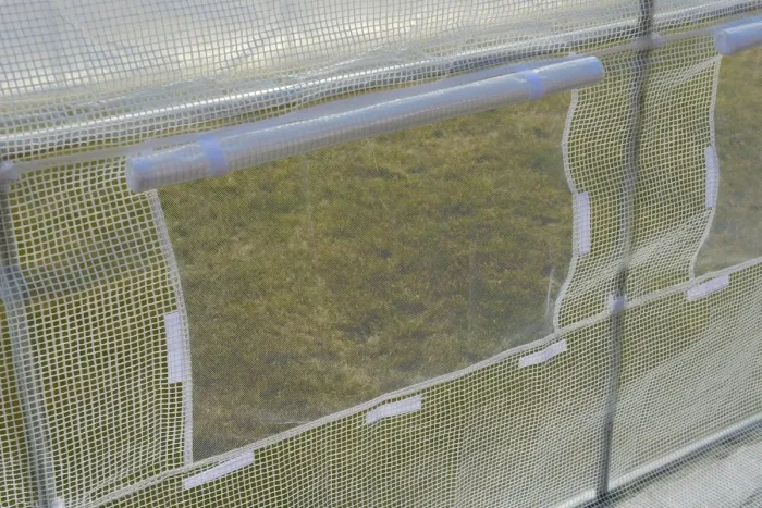 Теплиця садова 24 м² Funfit Garden (8 х 3 х 2 м) з армованою плівкою UV-4, з вікнами, Прозора (Польща) (4812) - зображення 9