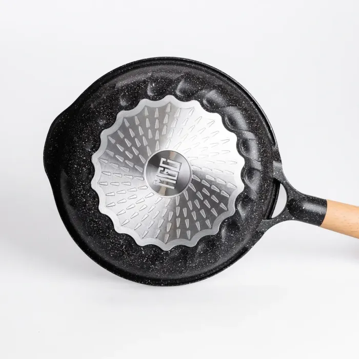 Сковорода MGC 24 см алюмінієва з мармуровим антипригарним покриттям 1.8 л чорна (HP-4-418B) - зображення 3