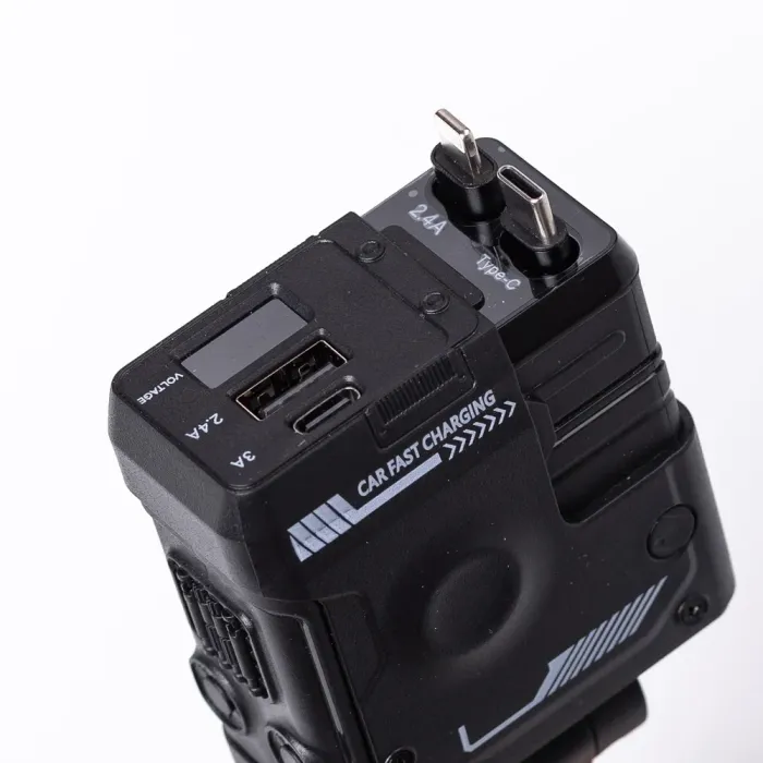Автомобільний зарядний пристрій MECHA з висувними кабелями та портами USB/Type-C Чорний (HP-A1B) - зображення 2