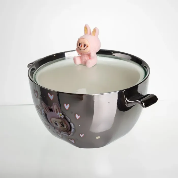 Бульйонниця порцелянова Labubu з кришкою та ручками 800 (мл) Ø15 (см) дитяча тарілка для супу та локшини Сріблястий з рожевим FM-34C (FM-34C) - зображення 3