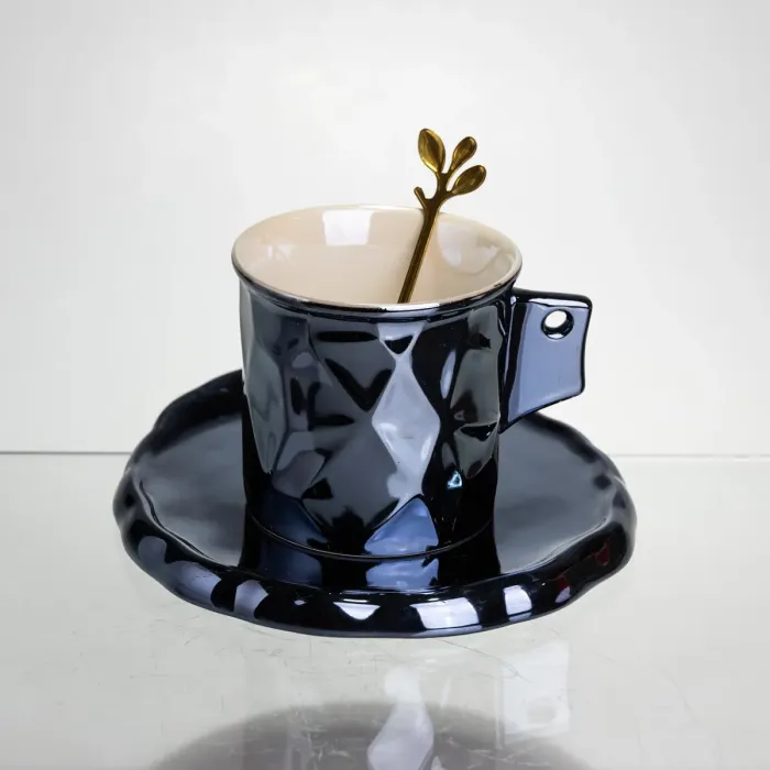 Чашка порцелянова для кави 200 (мл) з блюдцем і ложкою, гарна чашка в подарунок Чорний FM-2A (FM-2A) - зображення 1