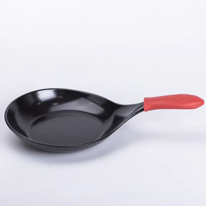 Чавунна сковорода з силіконовою ручкою Ø24.5 см для електричної та газової плити 1 л (HP-1-12) - изображение 3