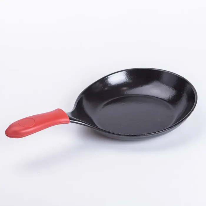 Чавунна сковорода з силіконовою ручкою Ø24.5 см для електричної та газової плити 1 л (HP-1-12) - изображение 4
