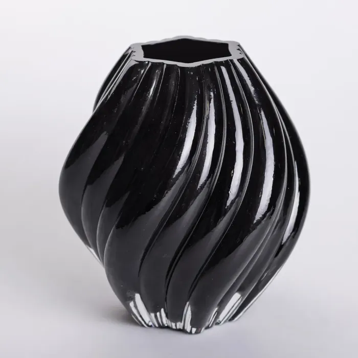 Декоративна скляна ваза для квітів 22.5 см фігурна ваза 3 л Чорна (HP-10-5) - изображение 1