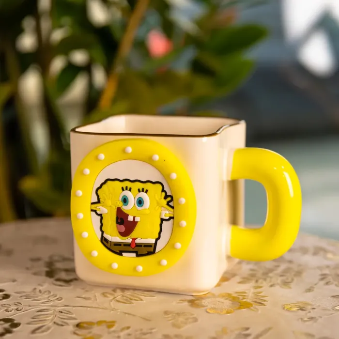 Порцелянова чашка "Губка Боб" з магнітним декором 500 мл, Кружка дитяча чашка із порцеляни на подарунок FM-12Y (FM-12Y) - зображення 1