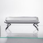 Порцелянове блюдо для сервірування на металевій підставці 29,5×12×9 (см) Біле зі сріблом LB-1565S (LB-1565S)