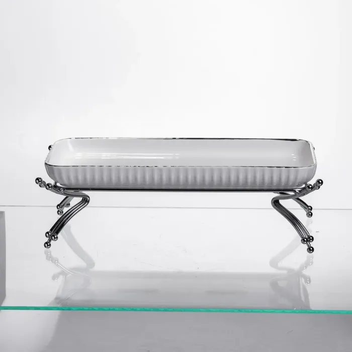 Порцелянове блюдо для сервірування на металевій підставці 29,5×12×9 (см) Біле зі сріблом LB-1565S (LB-1565S) - зображення 1