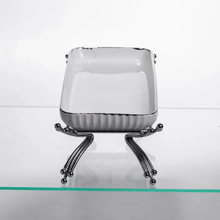 Порцелянове блюдо для сервірування на металевій підставці 29,5×12×9 (см) Біле зі сріблом LB-1565S (LB-1565S) - зображення 3