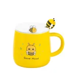 Чашка з кришкою та ложкою 450 мл керамічна "Бджілка" Жовта (HP7199)