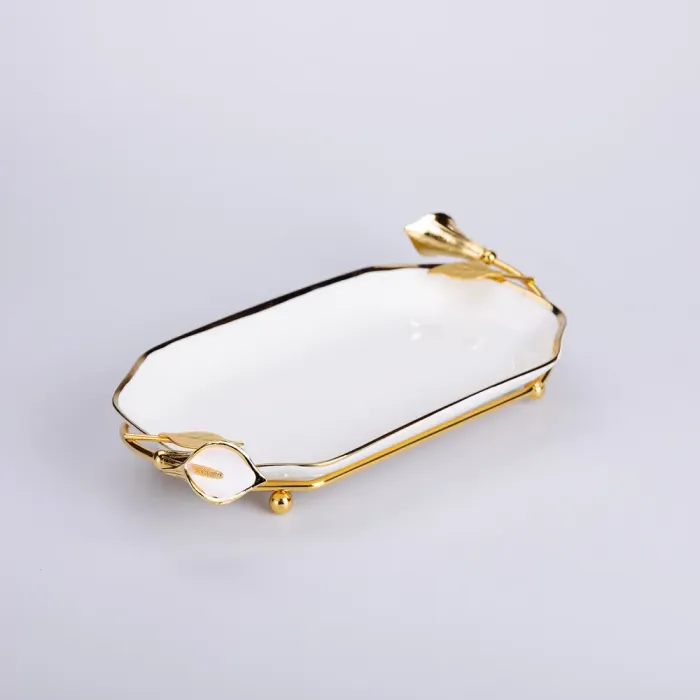 Керамічна фруктовниця на підставці 26×15×3.5 см Біла із золотом (HP-7-5) - изображение 1