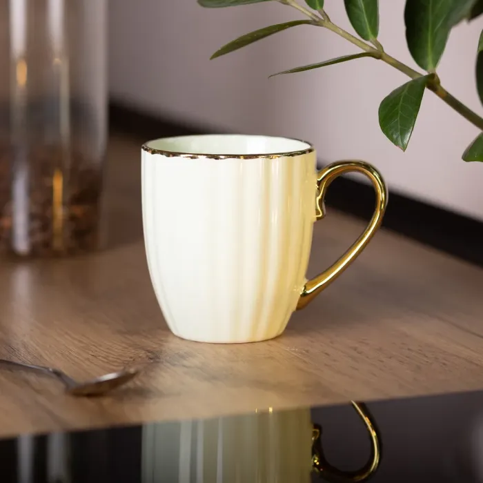 Кружка керамічна із золотим обідком і золотою ручкою 420 (мл) Бежева (RX-N240629BE) - зображення 4