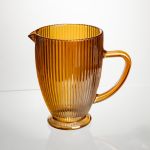 Глечик скляний для напоїв 1,2 л фігурний Бурштиновий HP-19-213 (HP-19-213)