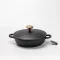 Набор кастрюль и сковорода с алюминиевыми крышками с антипригарным черным покрытием.