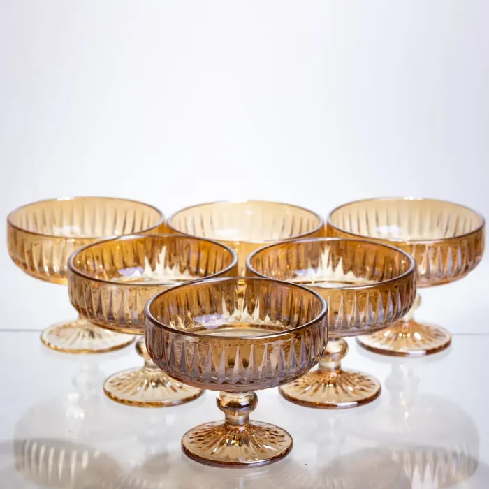 Набір креманок на ніжці 6 штук із товстого скла бурштиновий HP-19-249 (HP-19-249) - зображення 1