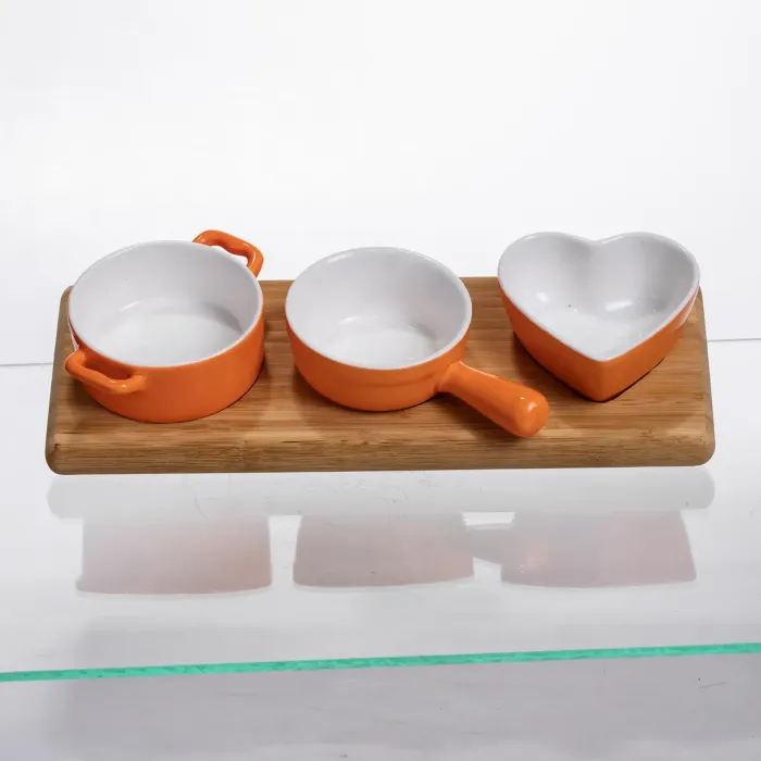 Набір порцелянових менажниць3 (шт) по 50 (мл) на бамбуковій підставці Помаранчевий HZ001-O (HZ001-O) - зображення 1