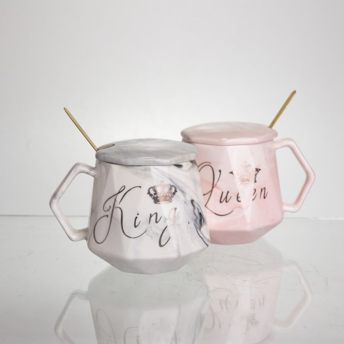 Набір парних порцелянових чашок Queen&King 2 (шт) по 400 (мл) чашки на подарунок із кришкою і ложкою Рожевий з блакитним FM-31 (FM-31) - зображення 4