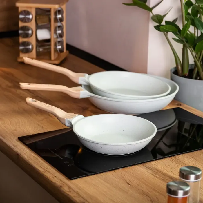 Набор MGC сковородок 1,2/2/3 л с мраморным антипригарным покрытием белый (HP-4-410W). - изображение 4