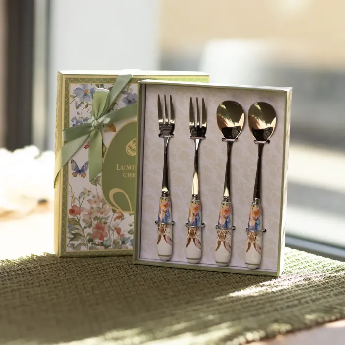 Набір столових приборів Garden Rabbits десертна виделка і ложка срібляста по 2 штуки HP-7323-7 (HP-7323-7) - зображення 2