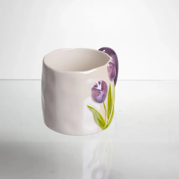 Новорічна порцелянова чашка для чаю та кави "Ніжний Тюльпан" з 3D-декором 400 мл, святкова кружка чашка на подарунок Фіолетовий FM-40C (FM-40C) - зображення 4