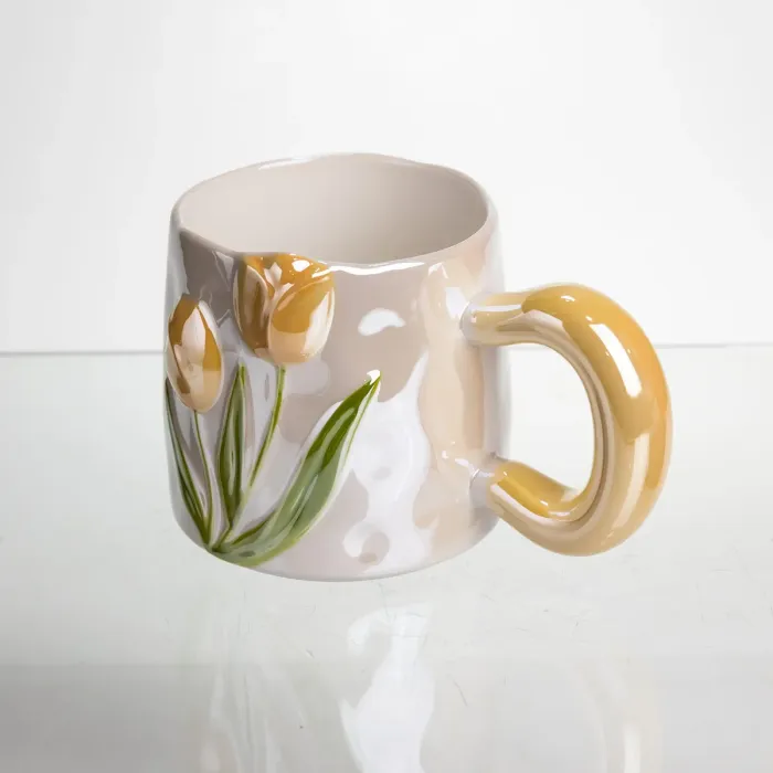 Новорічна порцелянова чашка для чаю та кави "Ніжний Тюльпан" з 3D-декором 400 мл, святкова кружка чашка на подарунок Помаранчевий FM-40B (FM-40B) - зображення 4