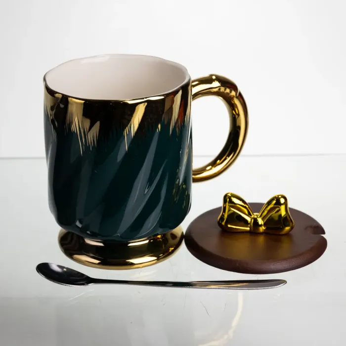 Новорічна порцелянова чашка «Золотий Вихор» 450 мл з кришкою і ложкою Yiwu FM-23A (FM-23A) - зображення 2