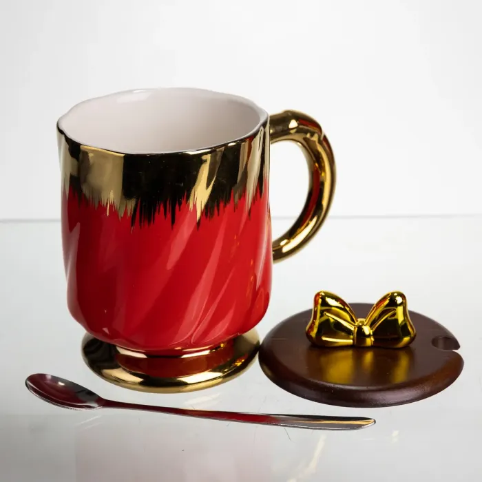 Новорічна порцелянова чашка «Золотий Вихор» 450 мл з кришкою і ложкою Yiwu FM-23C (FM-23C) - зображення 3