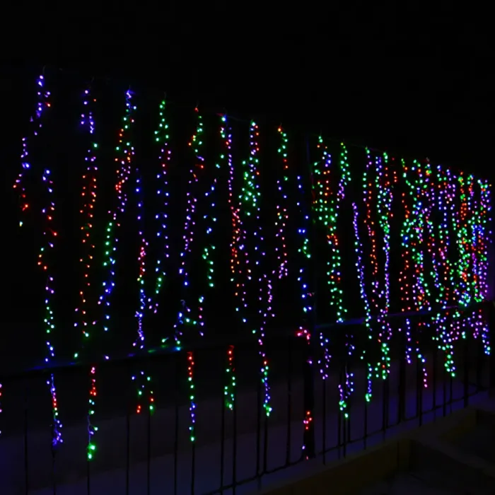 Новорічна гірлянда вулична Бахрома 36 м 600 LED чорний провід Мультиколор 36МBML (36МBML) - зображення 1