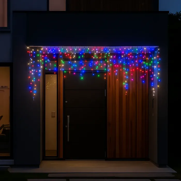 Новорічна гірлянда вулична Бахрома 6 м 105 LED білий провід Мультиколор 6MWMLNEW (6MWMLNEW) - зображення 1