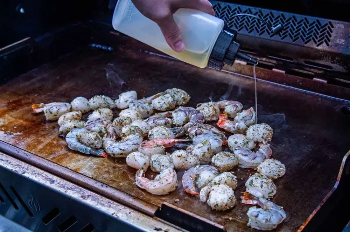 Планча з нержавіючої сталі для газових грилів Napoleon Rogue 525/Prestige/Pro/700 Series 56094 - зображення 21