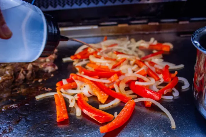 Планча з нержавіючої сталі для газових грилів Napoleon Rogue 525/Prestige/Pro/700 Series 56094 - зображення 28