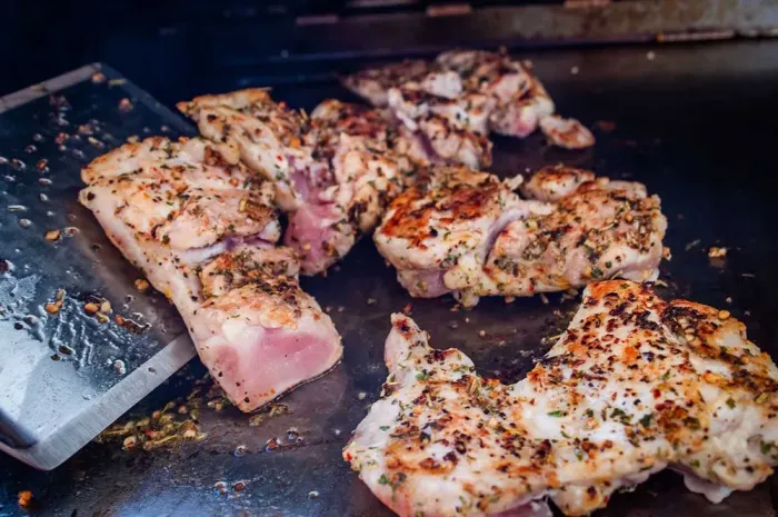 Планча з нержавіючої сталі для газових грилів Napoleon Rogue 525/Prestige/Pro/700 Series 56094 - зображення 7