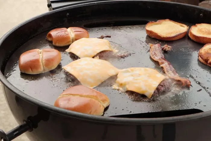 Планча сталева Slow and Sear  Flat Top Plancha для вугільних грилів 57 см WZ-SSXU-5EBK - изображение 4