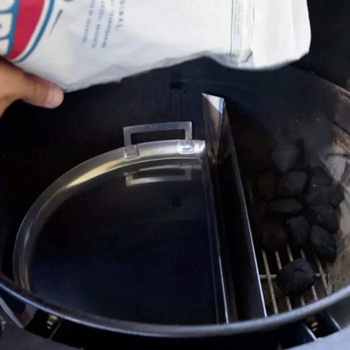 Піддон планча нерж. з конт. для води Slow and Sear Drip ’N Divide для вугільних грилів 57 см SNS-DND-22 - изображение 3