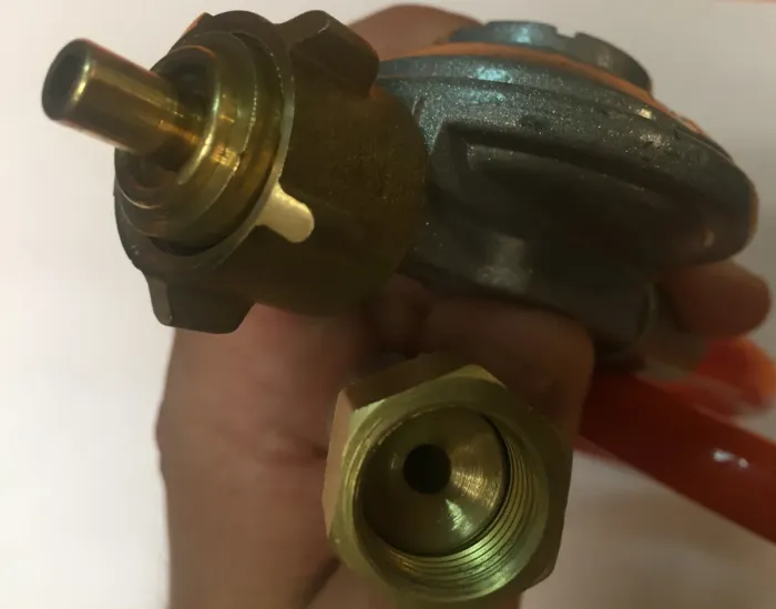 Редуктор та шланг для газового грилю D=14.5мм (євро під руку) GRILLI 77745 - зображення 2