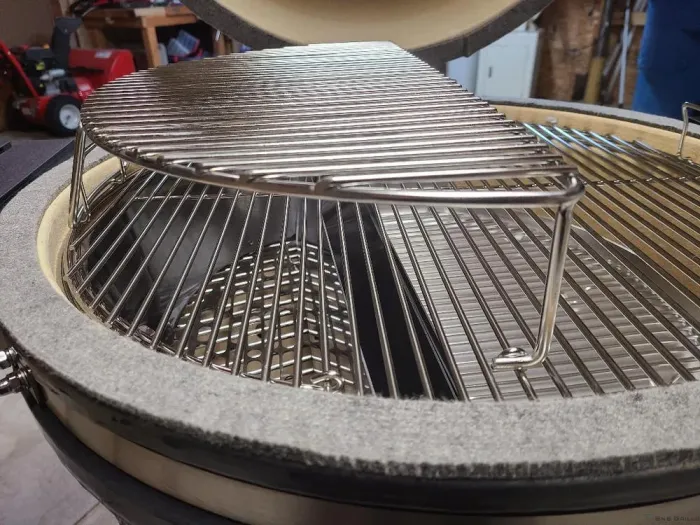 Решітка другий рівень нерж. 54см Slow and Sear Elevated Cooking Grate SnS ACC-ECG - зображення 10