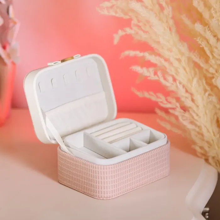 Скринька для прикрас з еко шкіри 15.5×11.5×8.5 ​​органайзер для ювелірних виробів (HP-5-37P) - изображение 6