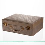 Скринька для прикрас з еко шкіри 19 відділень з дзеркалом 23.5×14×8 см Золотистий HP-5-20GOLD (HP-5-20GOLD)